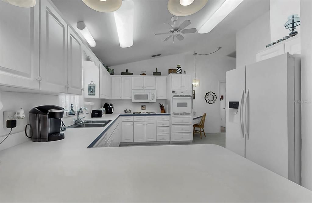 En Venta: $425,000 (3 camas, 2 baños, 1630 Pies cuadrados)