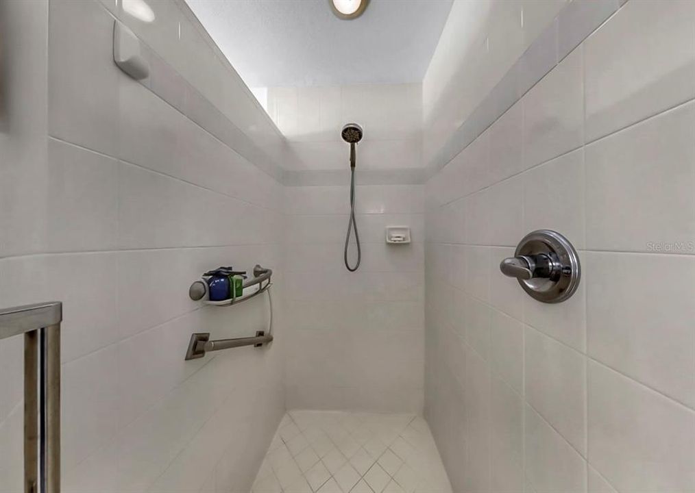 En Venta: $425,000 (3 camas, 2 baños, 1630 Pies cuadrados)