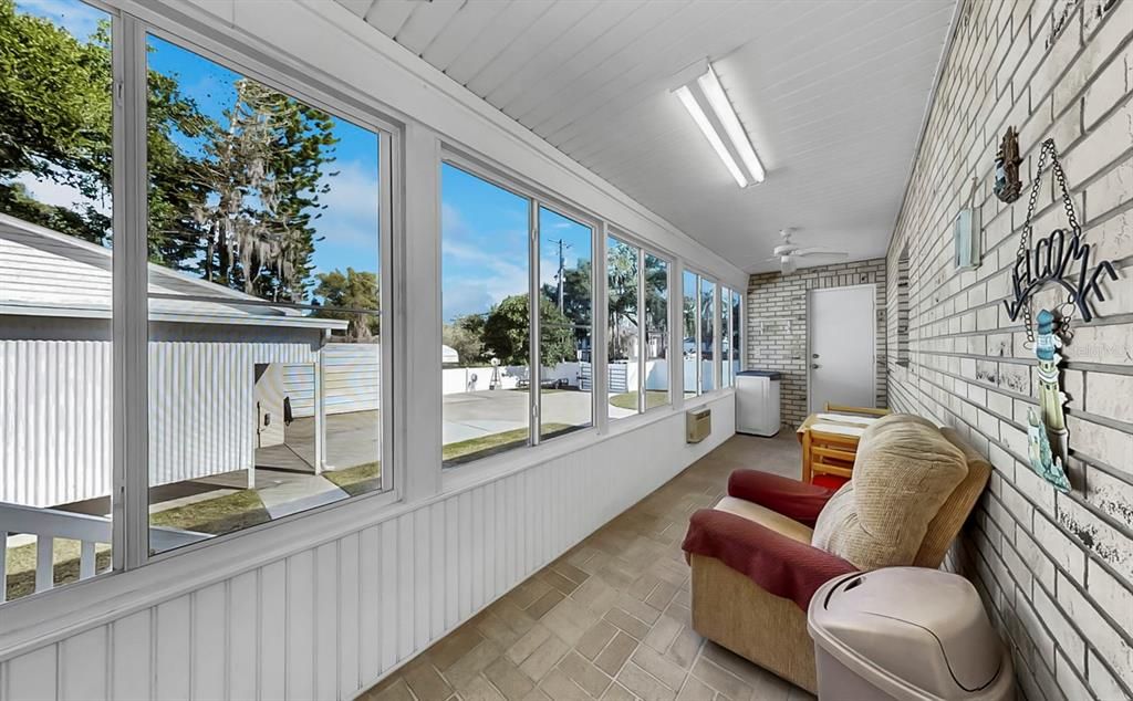 En Venta: $425,000 (3 camas, 2 baños, 1630 Pies cuadrados)