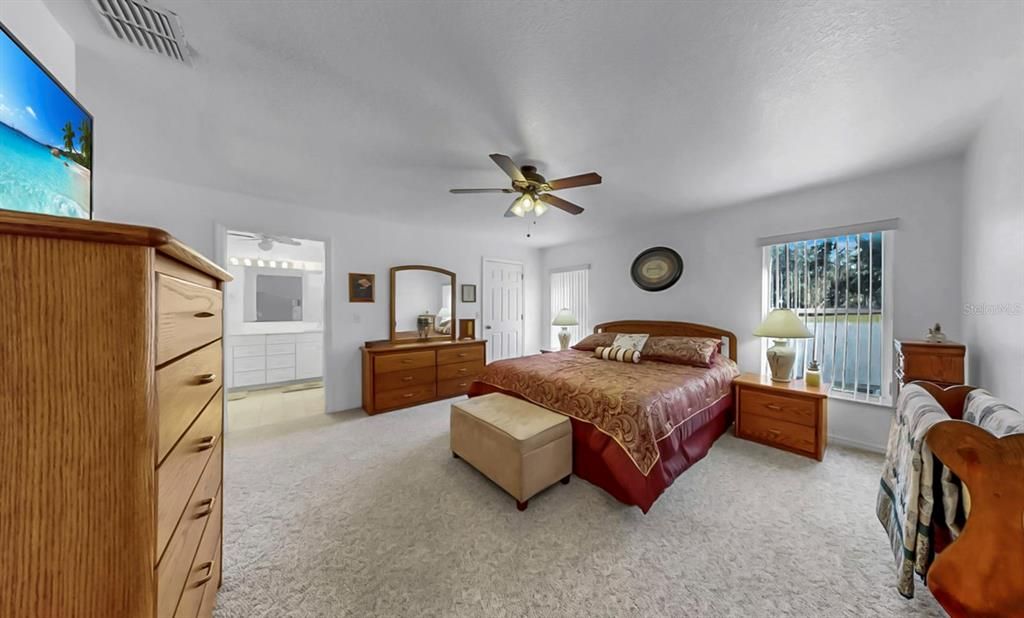 En Venta: $425,000 (3 camas, 2 baños, 1630 Pies cuadrados)