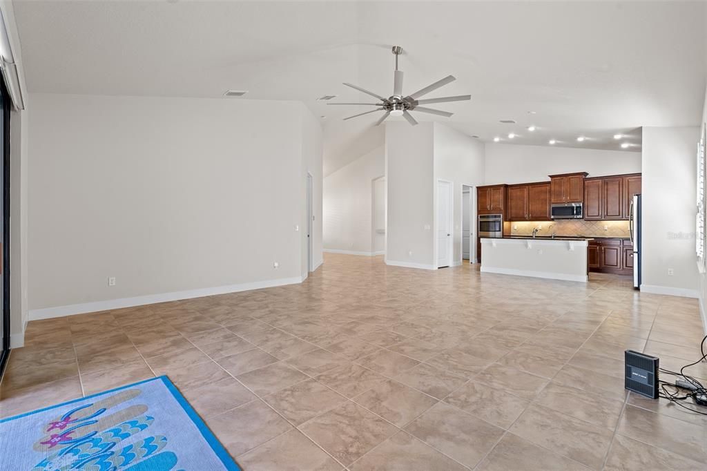 En Renta: $4,500 (3 camas, 2 baños, 2365 Pies cuadrados)