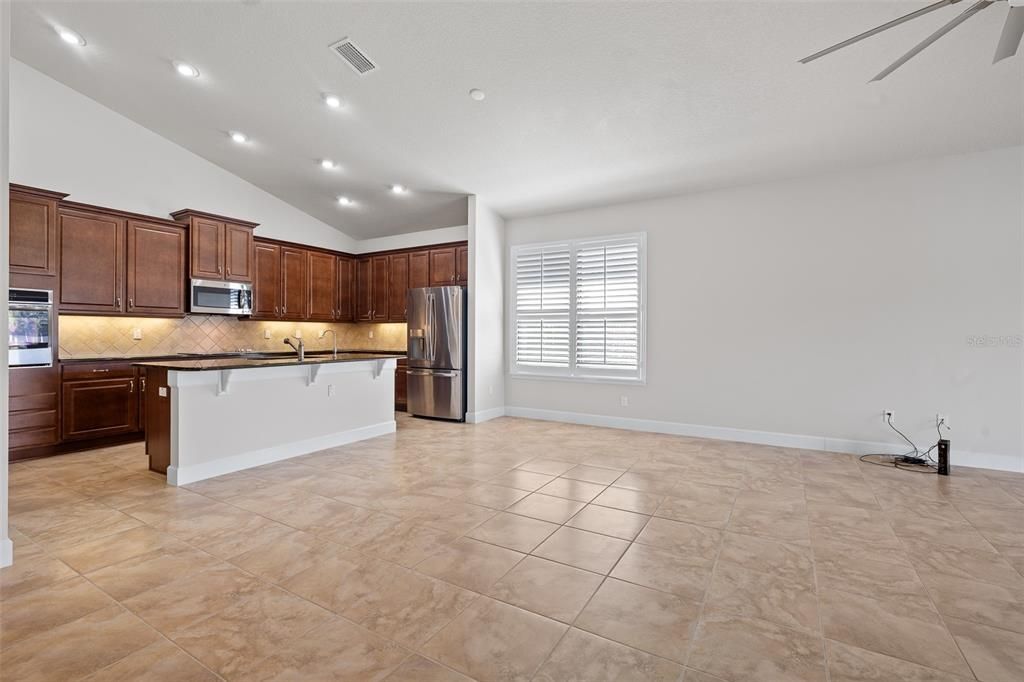 En Renta: $4,500 (3 camas, 2 baños, 2365 Pies cuadrados)