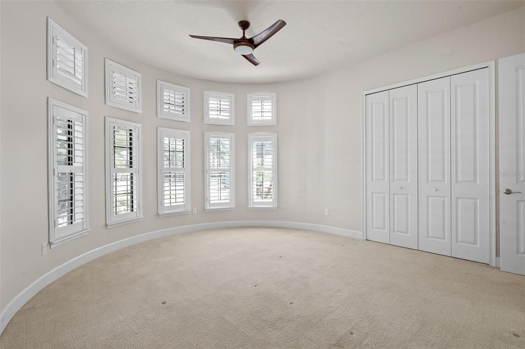 En Renta: $4,500 (3 camas, 2 baños, 2365 Pies cuadrados)