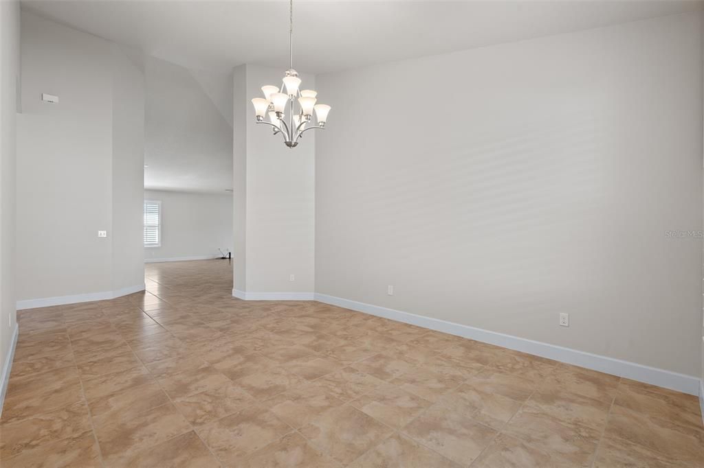 En Renta: $4,500 (3 camas, 2 baños, 2365 Pies cuadrados)