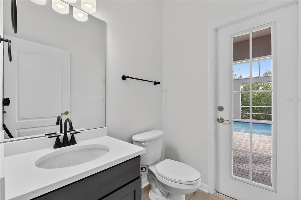 На продажу: $1,234,000 (5 спален, 3 ванн, 4013 Квадратных фут)