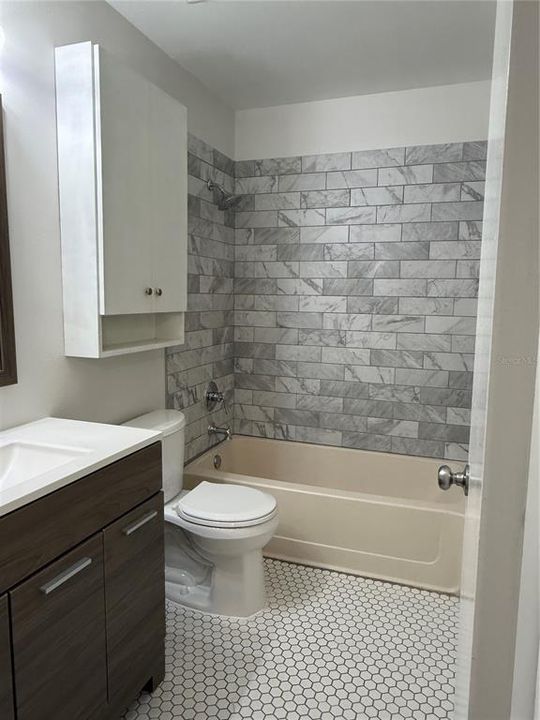 For Rent: $1,350 (2 beds, 2 baths, 943 Square Feet)