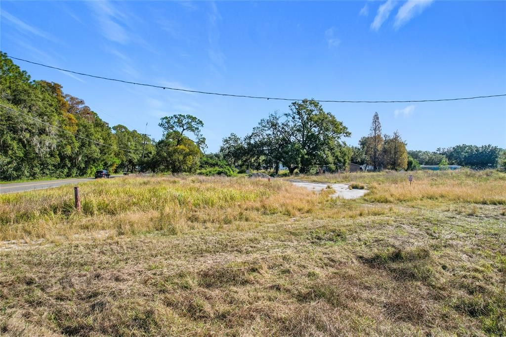 En Venta: $345,995 (0.91 acres)