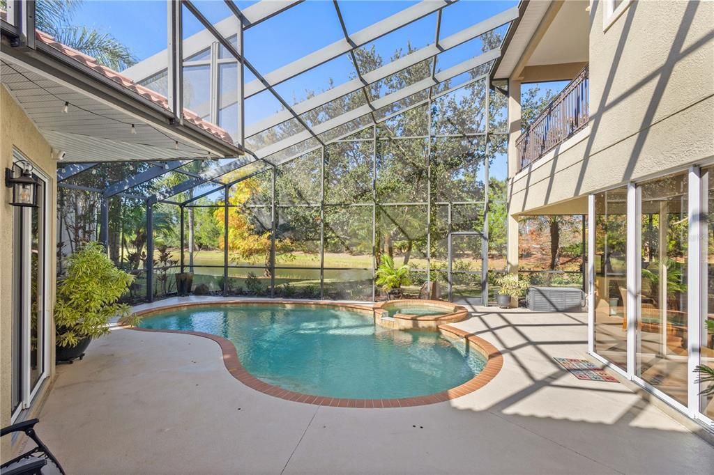 На продажу: $949,000 (5 спален, 4 ванн, 3934 Квадратных фут)