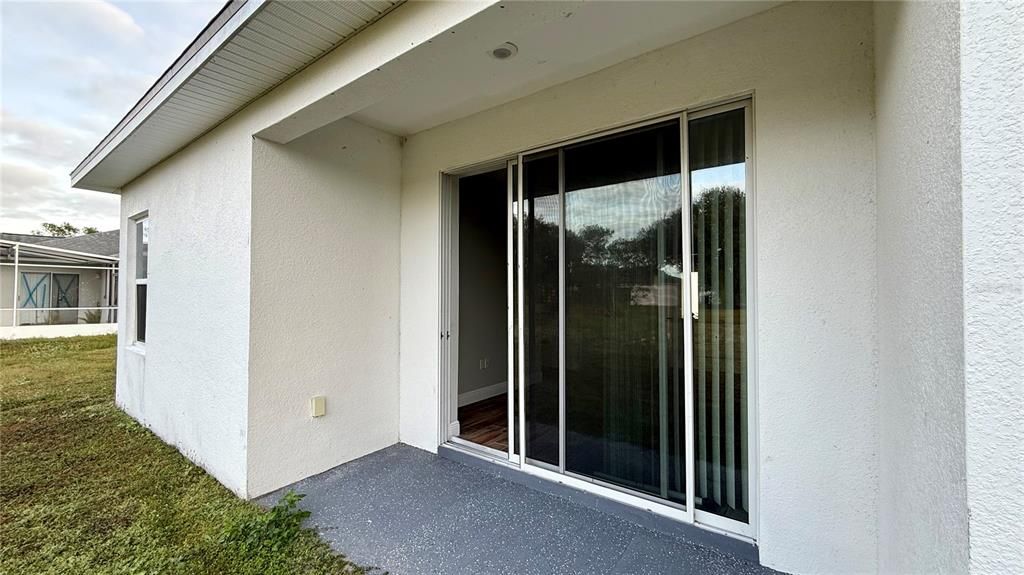 For Rent: $1,425 (3 beds, 2 baths, 1150 Square Feet)