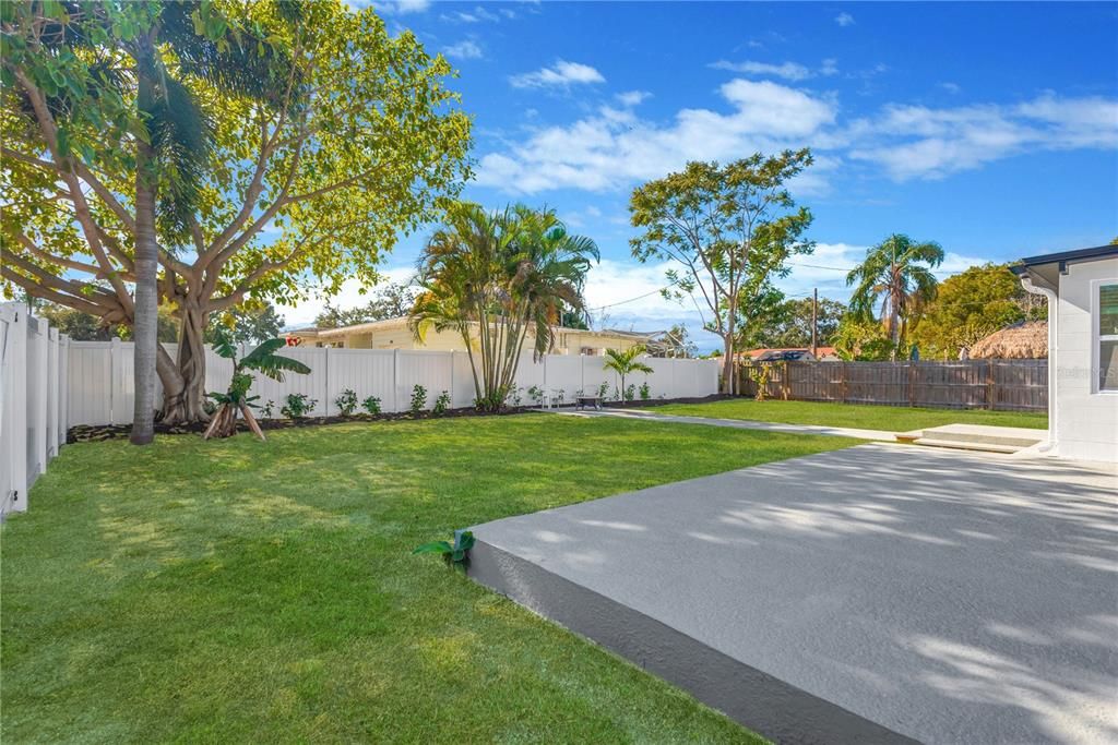 На продажу: $599,999 (4 спален, 3 ванн, 1392 Квадратных фут)