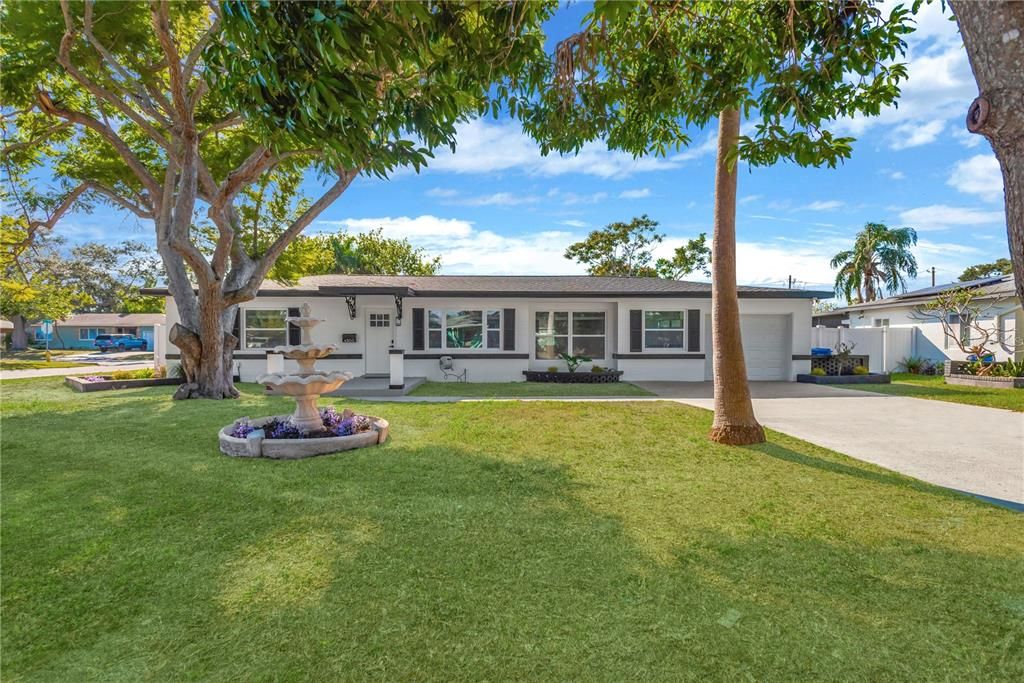 На продажу: $599,999 (4 спален, 3 ванн, 1392 Квадратных фут)