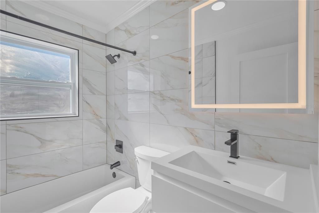 На продажу: $599,999 (4 спален, 3 ванн, 1392 Квадратных фут)