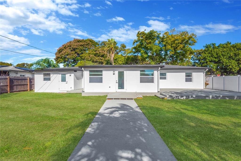 На продажу: $599,999 (4 спален, 3 ванн, 1392 Квадратных фут)