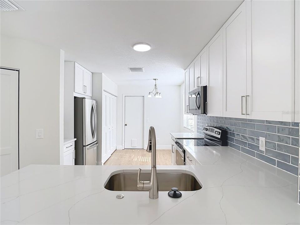 待售: $419,999 (3 贝兹, 2 浴室, 1772 平方英尺)