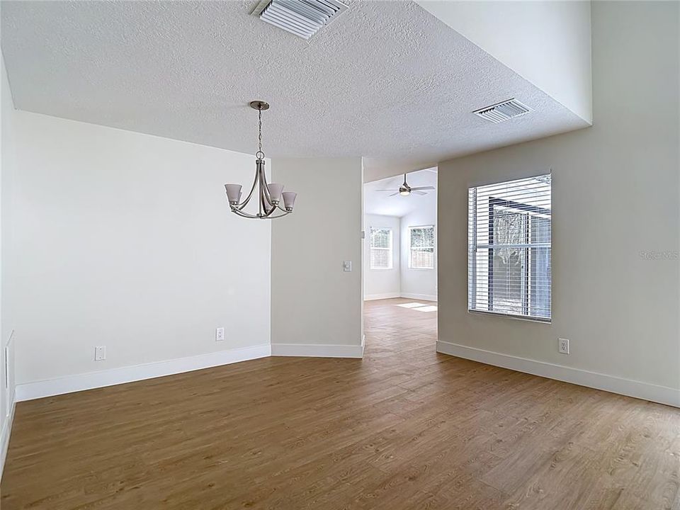 待售: $419,999 (3 贝兹, 2 浴室, 1772 平方英尺)