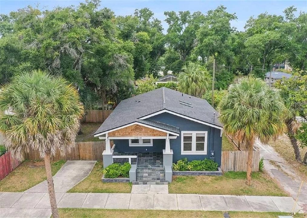 В аренду: $2,900 (2 спален, 2 ванн, 954 Квадратных фут)