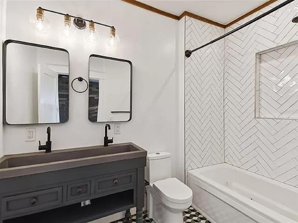 В аренду: $2,900 (2 спален, 2 ванн, 954 Квадратных фут)