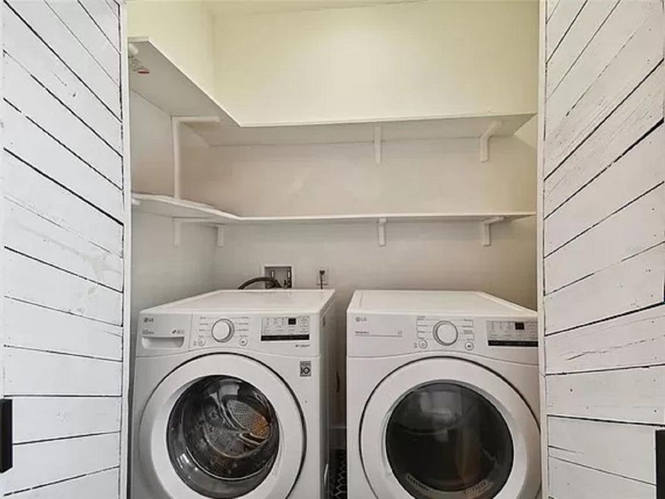 В аренду: $2,900 (2 спален, 2 ванн, 954 Квадратных фут)