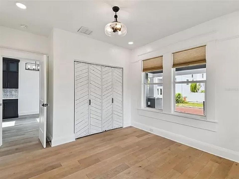 В аренду: $2,900 (2 спален, 2 ванн, 954 Квадратных фут)