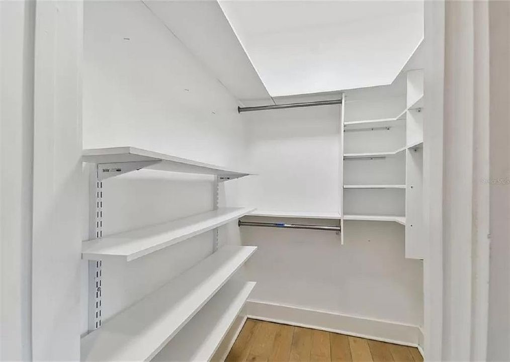 В аренду: $2,900 (2 спален, 2 ванн, 954 Квадратных фут)