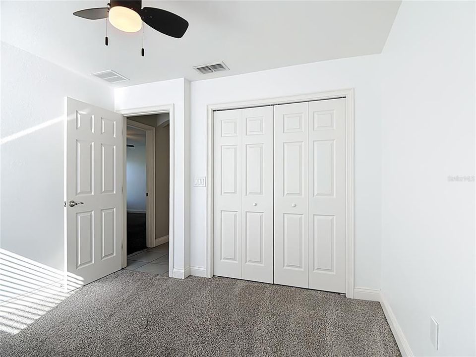 待售: $329,999 (4 贝兹, 2 浴室, 1707 平方英尺)