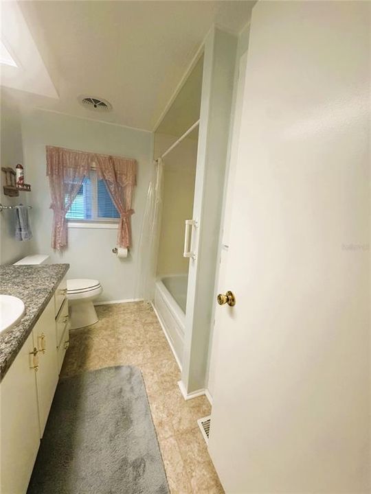 En Venta: $115,900 (2 camas, 2 baños, 1312 Pies cuadrados)