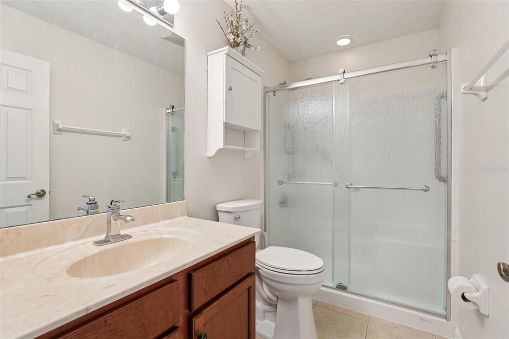 На продажу: $325,000 (2 спален, 2 ванн, 1524 Квадратных фут)