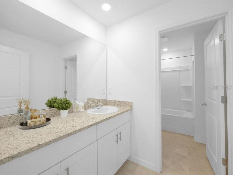 En Venta: $393,999 (5 camas, 3 baños, 2287 Pies cuadrados)