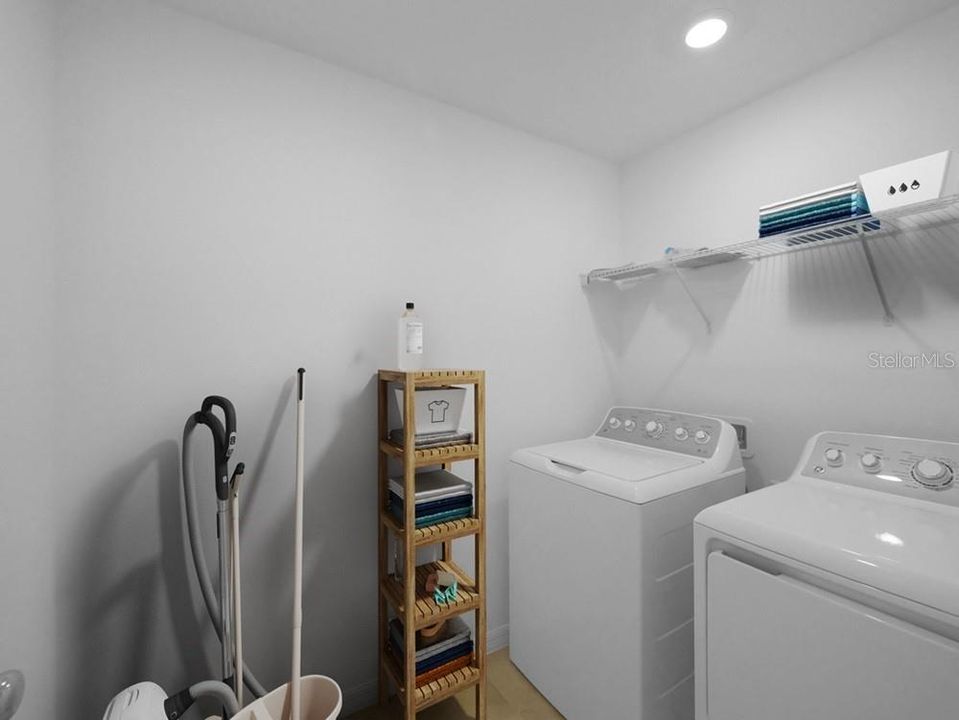 En Venta: $393,999 (5 camas, 3 baños, 2287 Pies cuadrados)