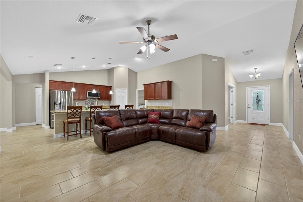 For Sale: $350,000 (4 beds, 2 baths, 2053 Square Feet)