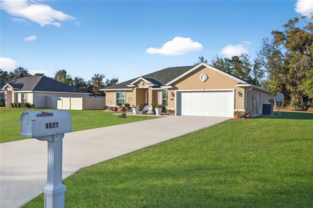 For Sale: $350,000 (4 beds, 2 baths, 2053 Square Feet)