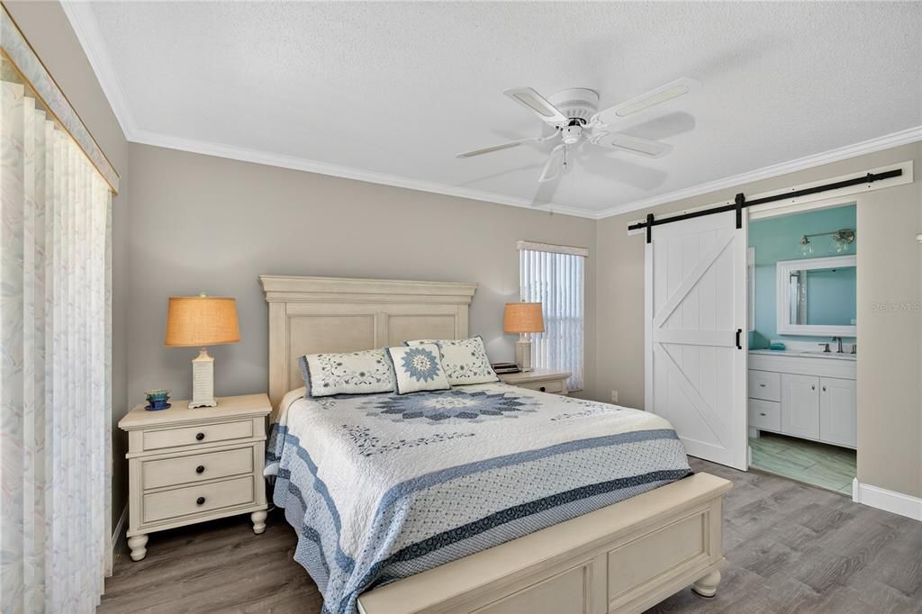 待售: $309,000 (2 贝兹, 2 浴室, 1334 平方英尺)