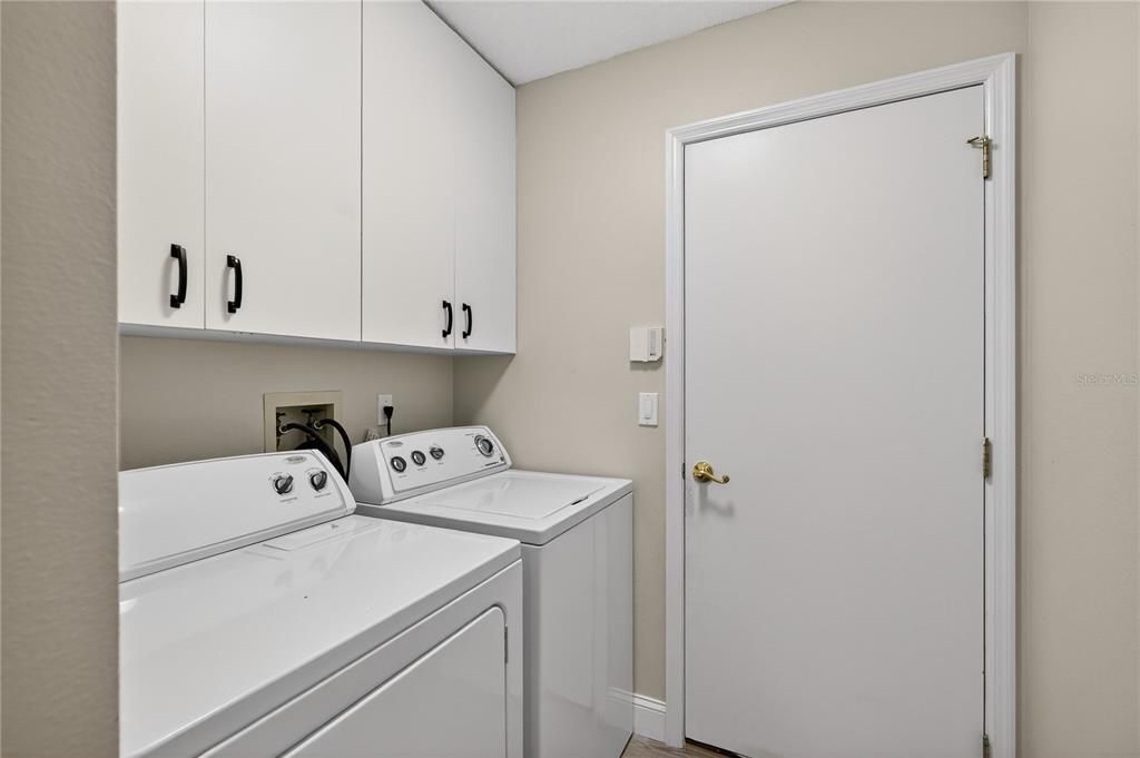 待售: $309,000 (2 贝兹, 2 浴室, 1334 平方英尺)