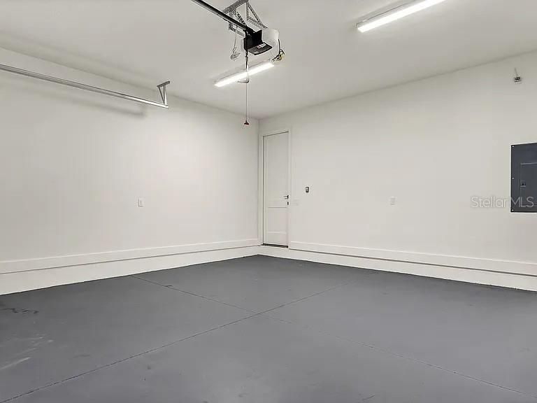 For Sale: $599,900 (4 beds, 3 baths, 2104 Square Feet)