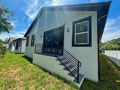 For Sale: $599,900 (4 beds, 3 baths, 2104 Square Feet)