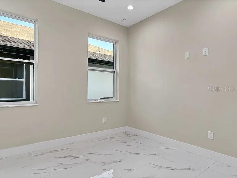 For Sale: $599,900 (4 beds, 3 baths, 2104 Square Feet)