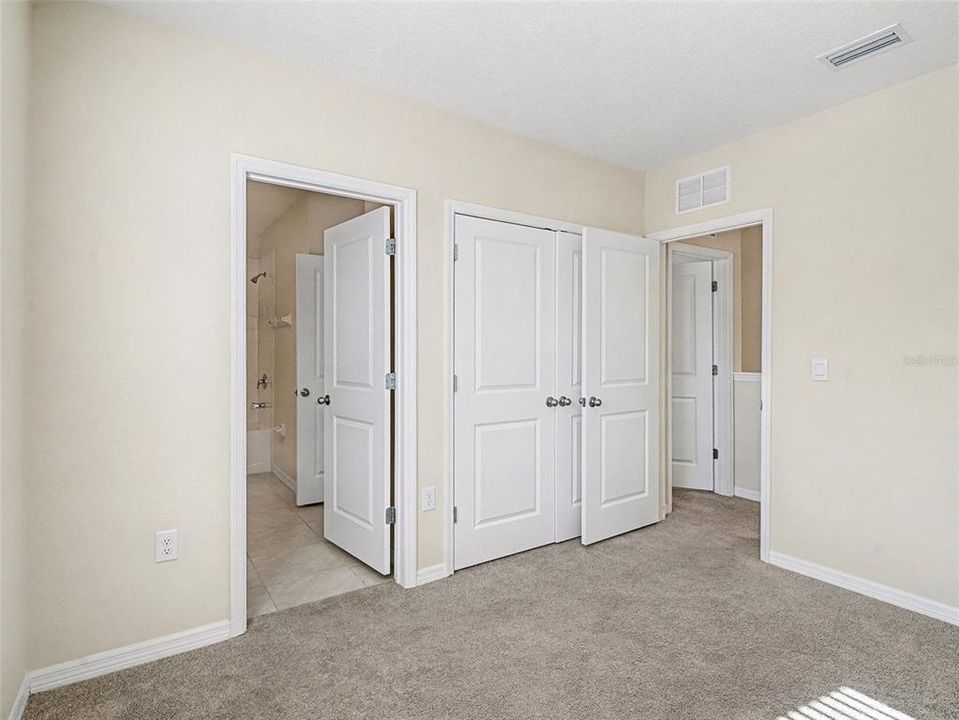 For Sale: $348,000 (3 beds, 2 baths, 1745 Square Feet)