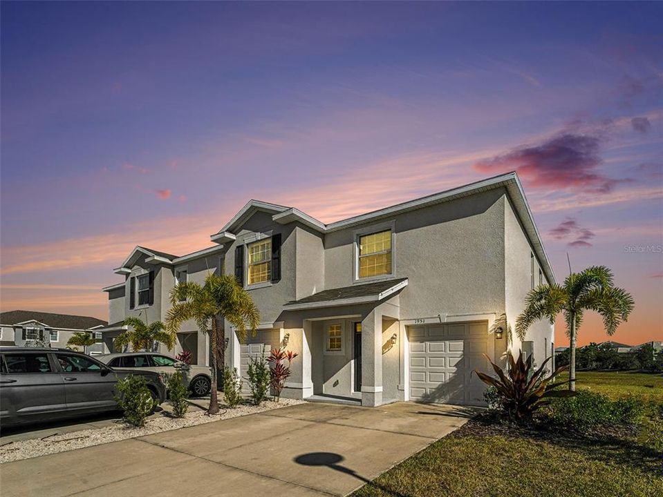 For Sale: $348,000 (3 beds, 2 baths, 1745 Square Feet)