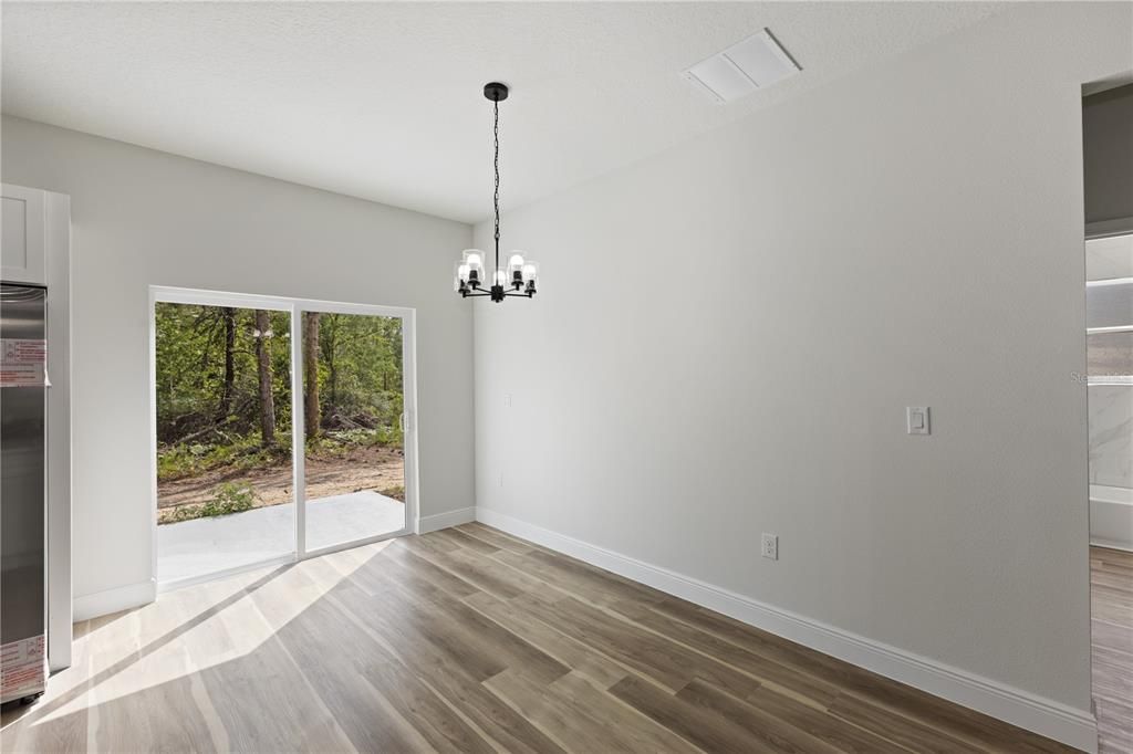 For Rent: $2,200 (4 beds, 3 baths, 1865 Square Feet)