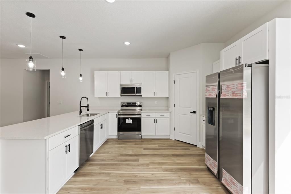 For Rent: $2,200 (4 beds, 3 baths, 1865 Square Feet)