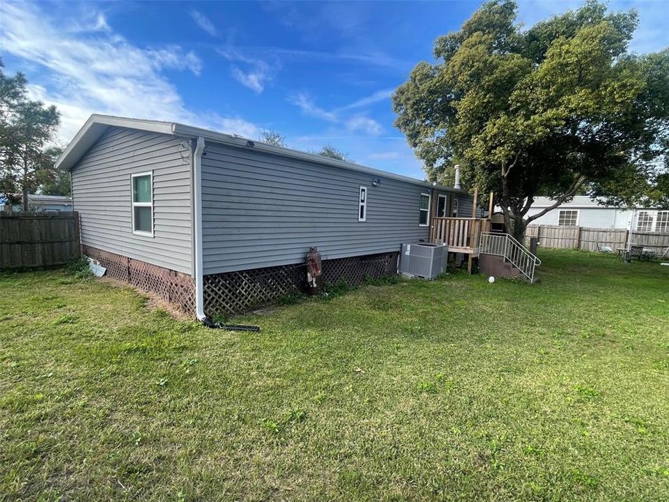 En Venta: $229,000 (4 camas, 2 baños, 1728 Pies cuadrados)