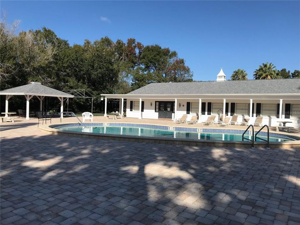 待售: $149,900 (1 贝兹, 1 浴室, 600 平方英尺)