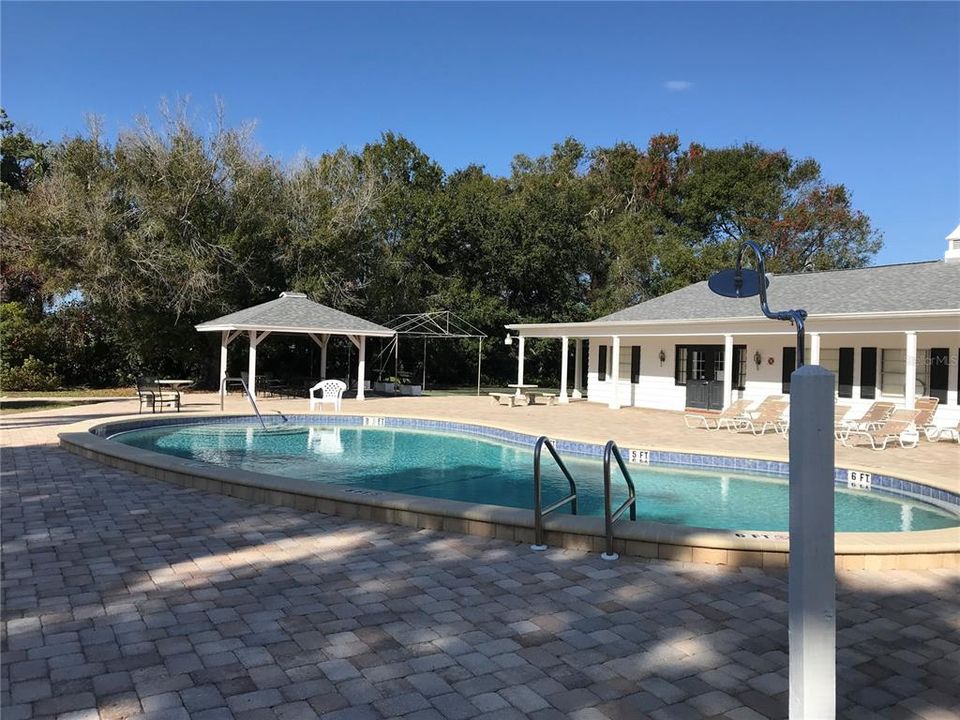 待售: $149,900 (1 贝兹, 1 浴室, 600 平方英尺)