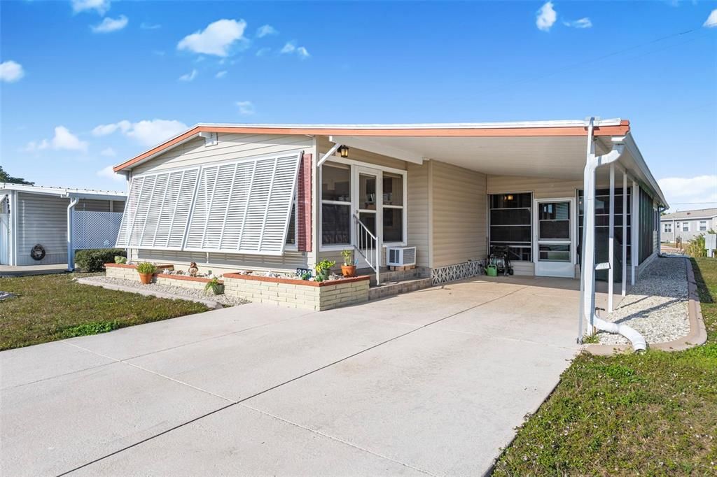 For Sale: $225,000 (2 beds, 2 baths, 1151 Square Feet)