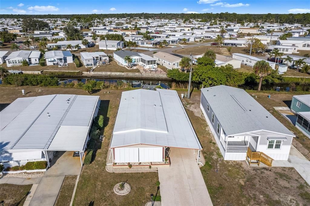 For Sale: $225,000 (2 beds, 2 baths, 1151 Square Feet)