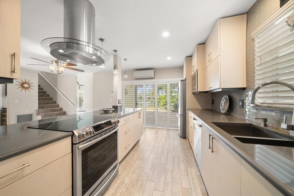 待售: $939,000 (3 贝兹, 3 浴室, 1702 平方英尺)