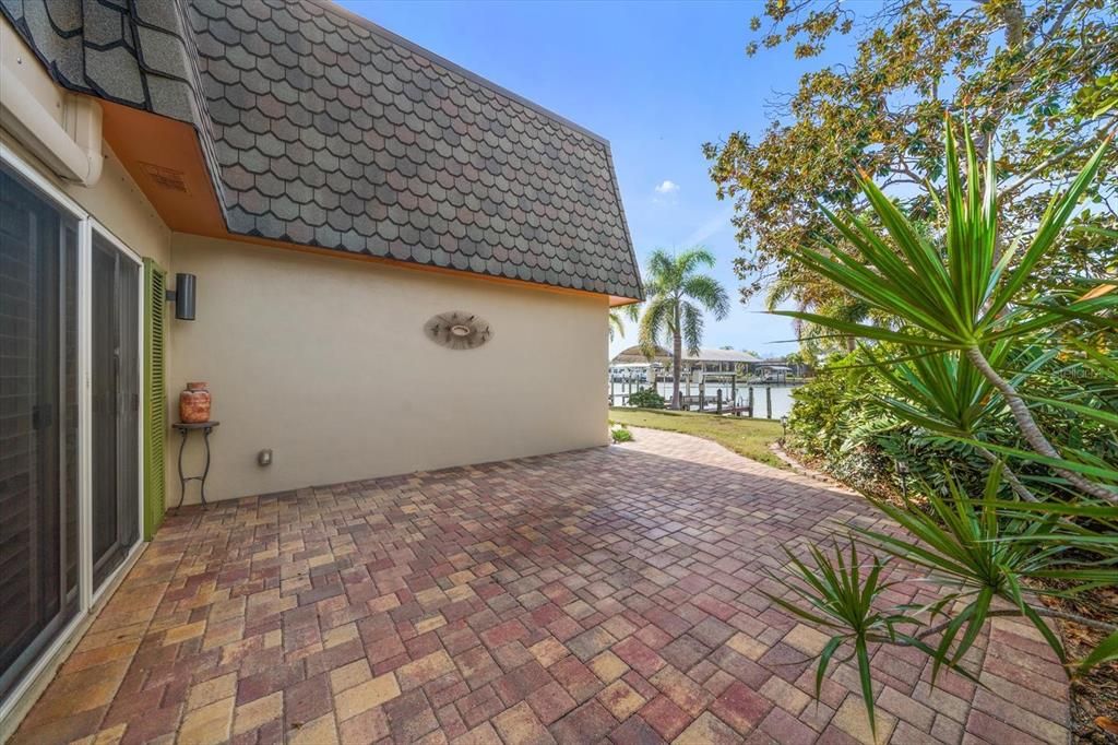 待售: $939,000 (3 贝兹, 3 浴室, 1702 平方英尺)