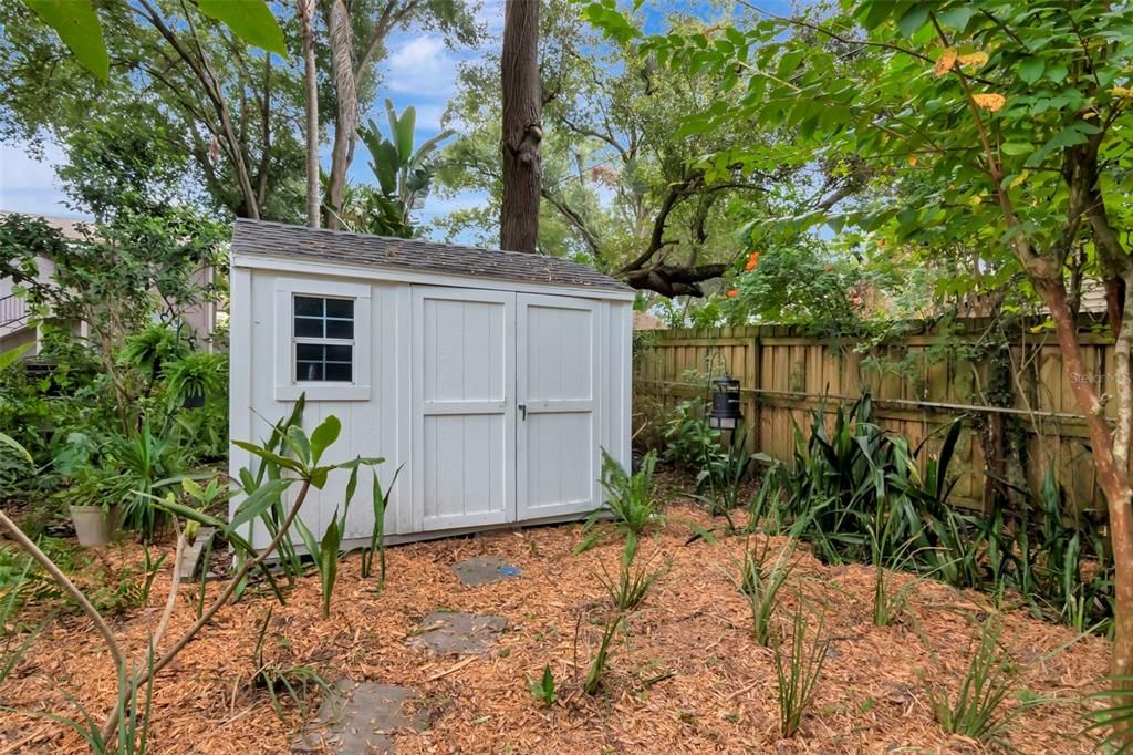 На продажу: $649,900 (3 спален, 2 ванн, 1754 Квадратных фут)