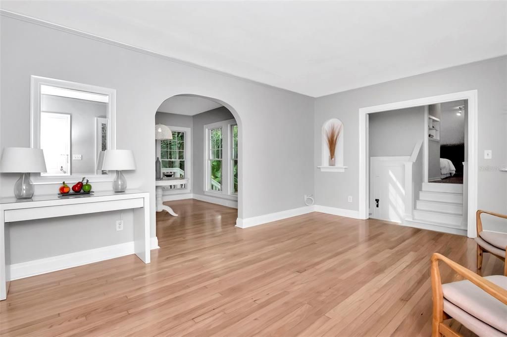 На продажу: $649,900 (3 спален, 2 ванн, 1754 Квадратных фут)