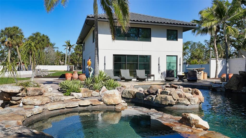 For Sale: $9,900,000 (1.48 acres)